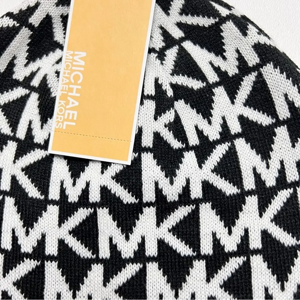 Michael Kors MK  Classic Pattern Women's Cold Weather Winter Beanie Logo Hat